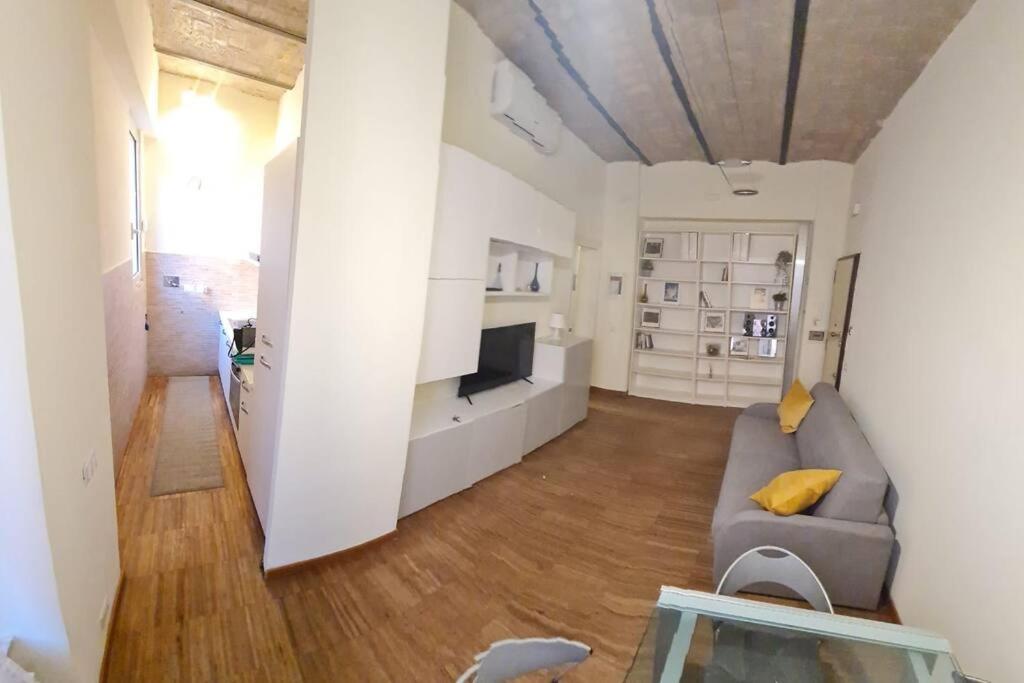 Julia Nel Cuore Di Trastevere Rzym Zewnętrze zdjęcie